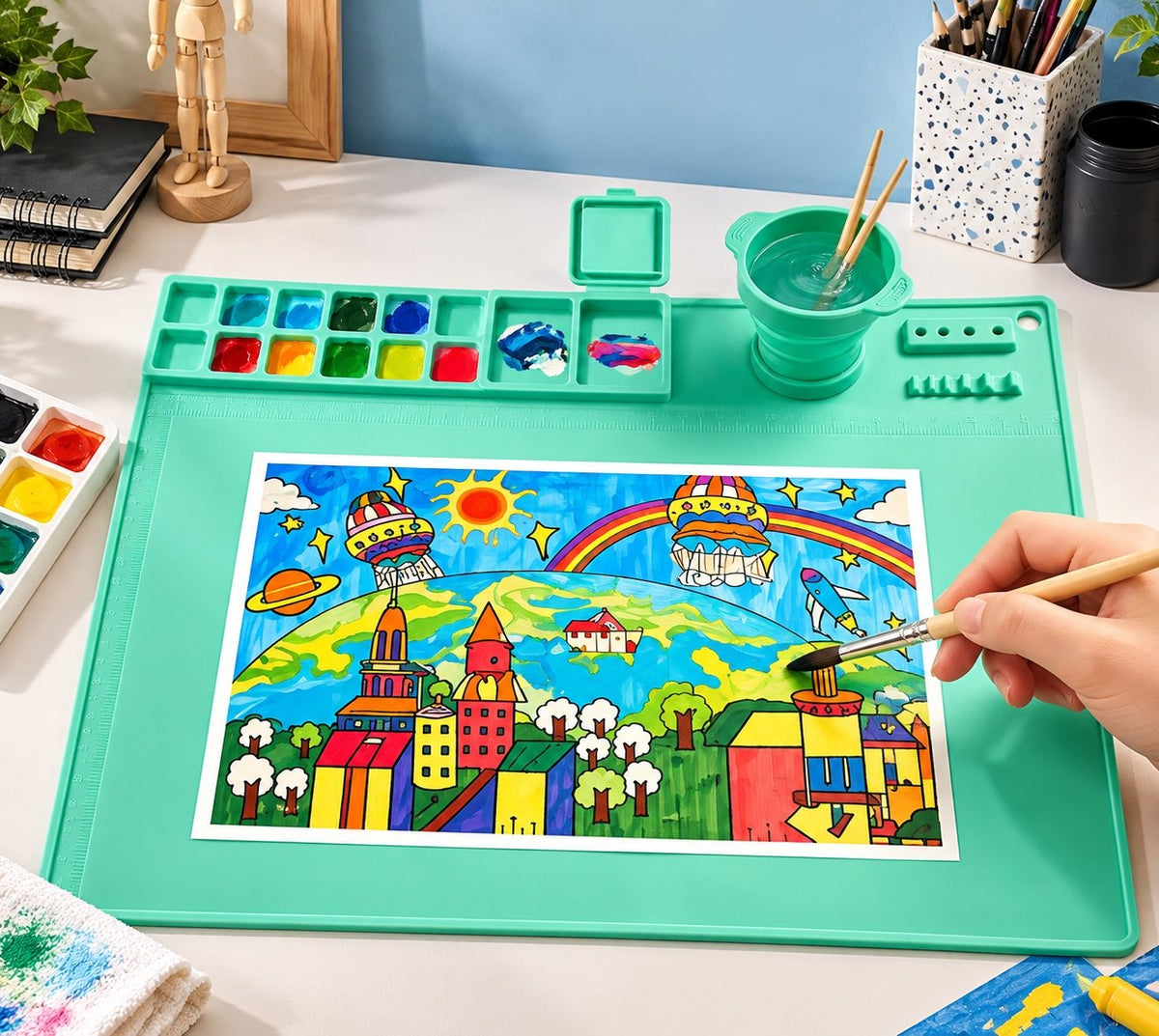 Mint Creative Painting Mat with a painting in progress